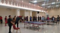 Komunitas Tenis Meja Matraman Gelar Olahraga Bersama Perdana di GOR, Dihadiri Camat dan Dewan Kota