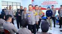 kapolda-metro-jaya-irjen-asep-edi-suheri-meninjau-kegiatan-donor-darah-bidhumas-polda-metro-1761186536006_169